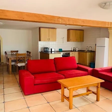 Gasthuis Casa Arenal *
